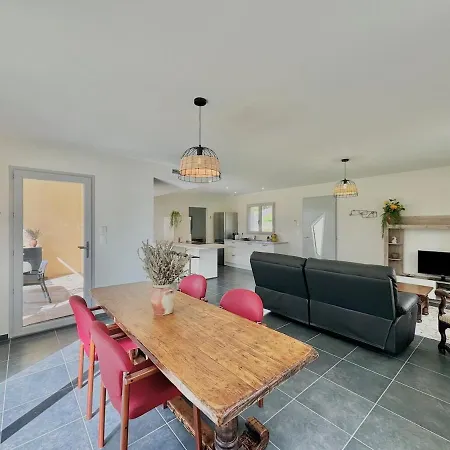 Σπίτι διακοπών Maison De Plain-pied, Avec Climatisation, A 700 M Du Centre De Sarlat-la-Caneda