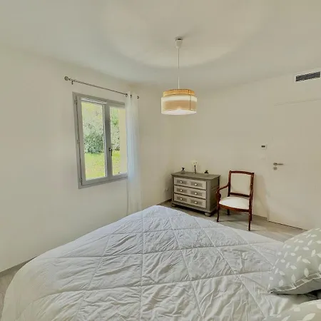 Maison De Plain-pied, Avec Climatisation, A 700 M Du Centre De Sarlat-la-Canéda