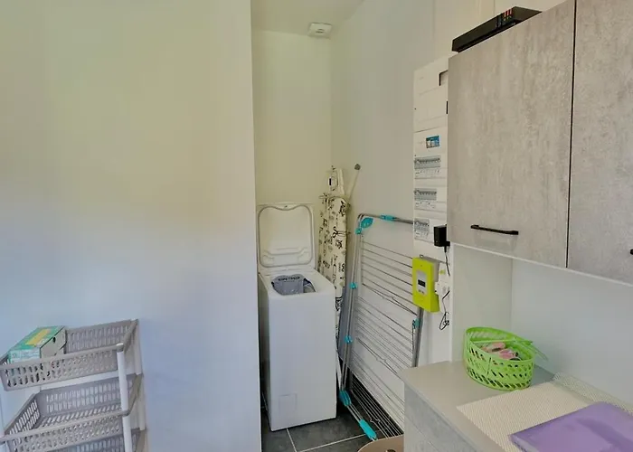 Maison De Plain-pied, Avec Climatisation, A 700 M Du Centre De * Sarlat-la-Canéda