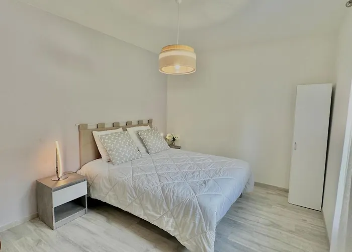 Maison De Plain-pied, Avec Climatisation, A 700 M Du Centre De Dom wakacyjny *