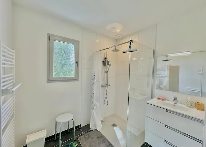 Maison De Plain-pied, Avec Climatisation, A 700 M Du Centre De Dom wakacyjny